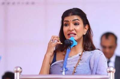 At Felicitation Ceremony For Para Athletes, Lakshmi Manchu Exudes Grace In Violet Saree