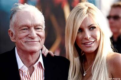 Hugh Hefner announces engagement on Twitter