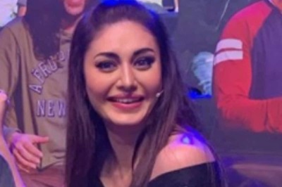 Happy Birthday Shefali Jariwala: 5 Times When the Actress Stunned Fans with Her Glamorous Looks