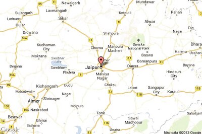 Police clashes with villagers, 8 injured