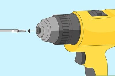 How to Remove a Chuck from a Drill