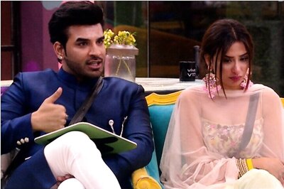 Bigg Boss 13 Day 112 Written Updates: Salman Khan Asks Paras Not to Speak on Mahira's Behalf