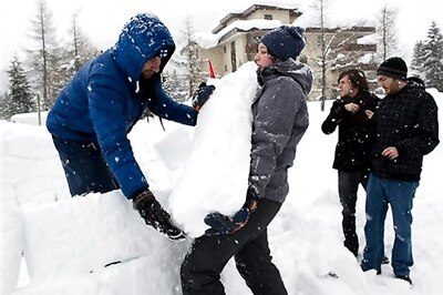 Davos: Financial fragility and igloo protests