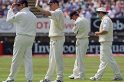 England go unchanged into final Test