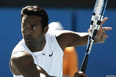Paes-Vesnina reach Wimbledon final after hard win