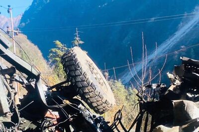 News18 Evening Digest: 16 Army Personnel Killed in Accident in Sikkim; Covid Situation in India Not as Severe as China & More