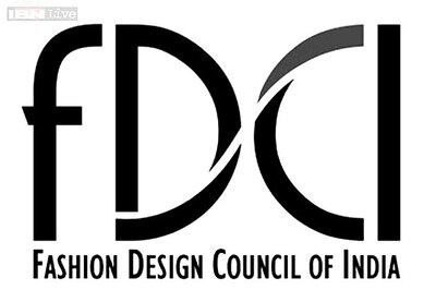 FDCI joins hands with the Khadi Village Board, making Khadi an essential