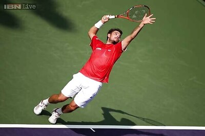 Wawrinka, Raonic cruise into last 16 at Miami