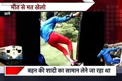 Mumbai: Performing stunt on train kills 14-year-boy