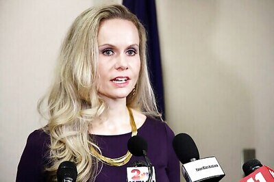 Murkowski Camp Teases Fundraising Ahead Of Deadline