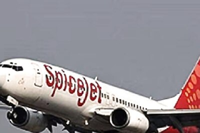 SpiceJet to Induct 10 Planes by November-End; Shares Surge 9%