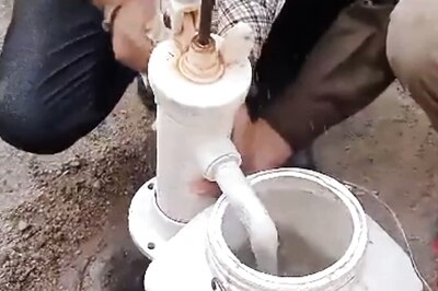 Illicit Liquor Flowing Out of Hand Pumps in UP: Why This Trend Rises During Poll Season; Police Decode