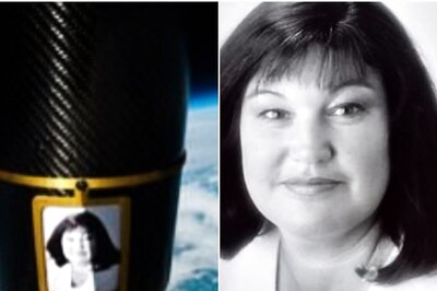 Woman Paid Rs 311,000 To Have Her And Her Cat’s Ashes Scattered In Space After Their Deaths
