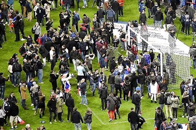 One of the Paris attackers wanted to blow himself at France vs Germany football match: report