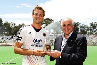 Sardar misses out on FIH award, Fuerste wins it