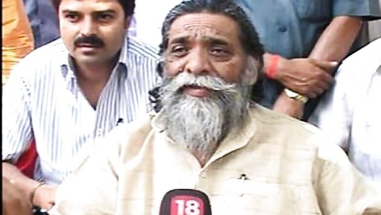 JMM chief Shibu Soren files nomination papers from Dumka constituency