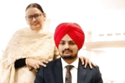 Sidhu Moose Wala Was to Tie Knot in November, Mother Was Preparing for Wedding Since Months