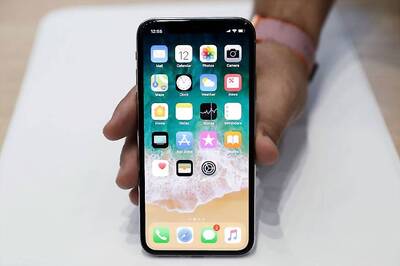 Apple, Foxconn to Meet as iPhone X Faces Production Issues: Report