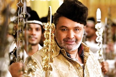 I don't want to do standard father's role: Rishi Kapoor