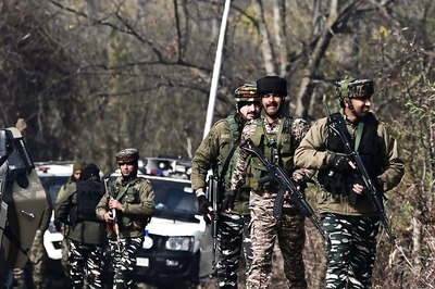 Village Defence Guard Killed in Gunfight with Terrorists in J-K, Search Op Underway