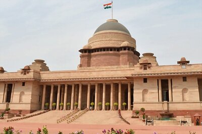 Senior Police Officer Posted at Rashtrapati Bhavan Tests Positive for Coronavirus, Several Quarantined