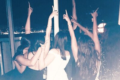 Alia Bhatt's Recent Photos Prove She's That Loyal Friend Everyone Needs