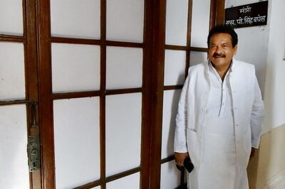 UP Minister Indicates Drive Against 'Illegal Slaughterhouses' to Intensify