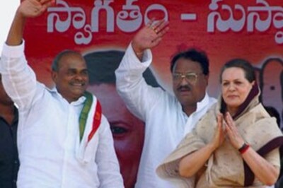 No objection to forming Telangana state, says Sonia