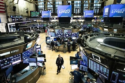 ‘Economies of Western Countries Collapsing’: Coronavirus Plunges World Economy Into Brutal Recession