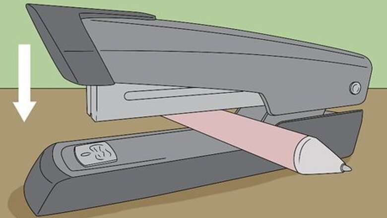 How to Fix a Jammed Manual Stapler
