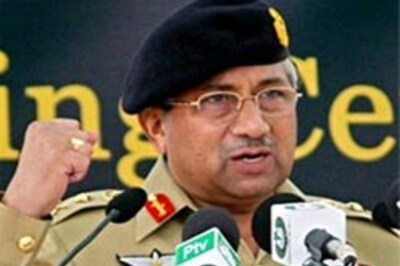 Mush reads Pak mood, drops plan for Emergency