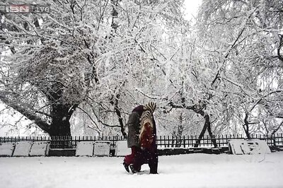 Minimum temperature drops to sub-zero in entire Kashmir division