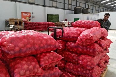 Maharashtra: NCP, Congress Hit Out at Centre Over Ban on Onion Export