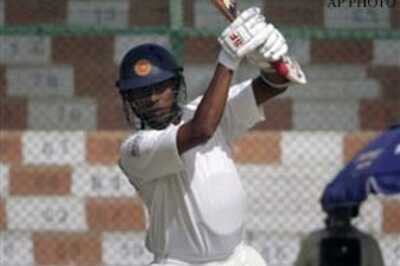 Samaraweera discharged from hospital, not to play yet