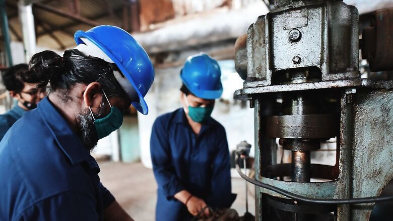 Job Trends: Kochi, Coimbatore, Jaipur, Kolkata, Delhi Leading Hiring Hubs, Says Report; Average Salaries Revealed