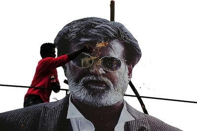 Thalaivar The Neta? Two Crucial Questions Before Rajinikanth