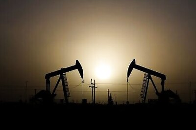 Oil prices snap 4-day winning streak as COVID-19 cases grow