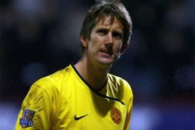 Van der Sar set to break European clean sheet record