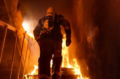 16 People Rescued After Fire Breaks Out in Delhi Building