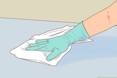 How to Safely Extract and Store Snake Venom