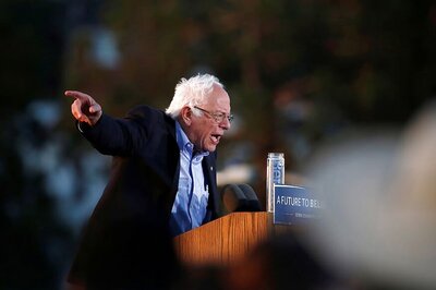 Bernie Sanders Outraises Clinton For Fourth Consecutive Month