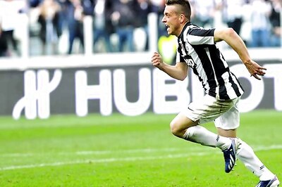 Juventus extend league lead to 9 points with Catania win