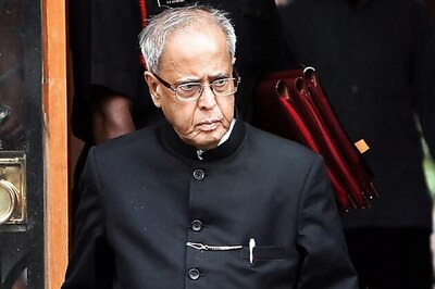 Pranab thanks Sharad Yadav for JD(U) support