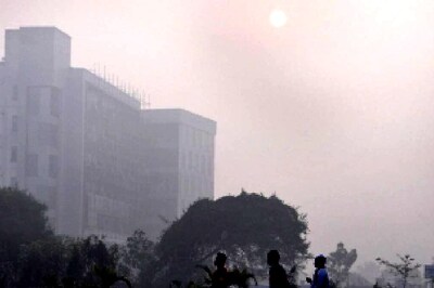 97% Sanitation Workers, 95% Waster-pickers, 82% Security Guards Exposed to Air Pollution: Study