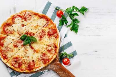 World Pizza Day 2024: 6 Pizza Recipes for World Pizza Day