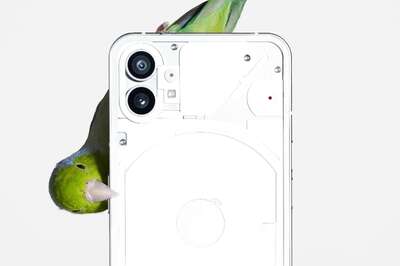 Nothing Phone (1) May Be Priced Under Rs 30,000 And It Will Compete With These Smartphones From Moto, Realme, Xiaomi