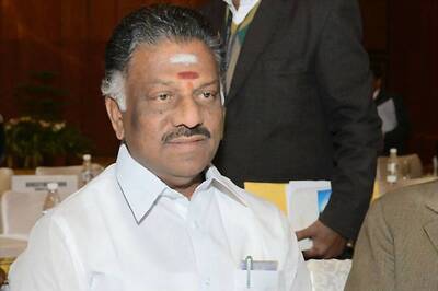 'Govt Was Under Threat': Panneerselvam Accepts One Dinakaran Claim, Rejects Other