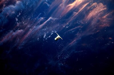 Russia To Begin Offering Spacewalks For Tourists