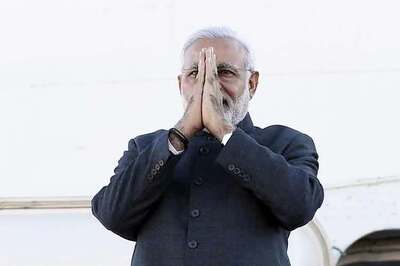 Modi asks ministers to complete projects within deadline