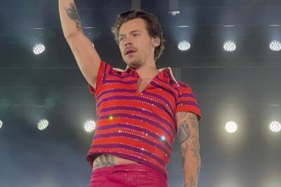 Harry Styles Pauses Concert For Pregnant Fan To Use Restroom: 'You Won’t Miss A Thing'